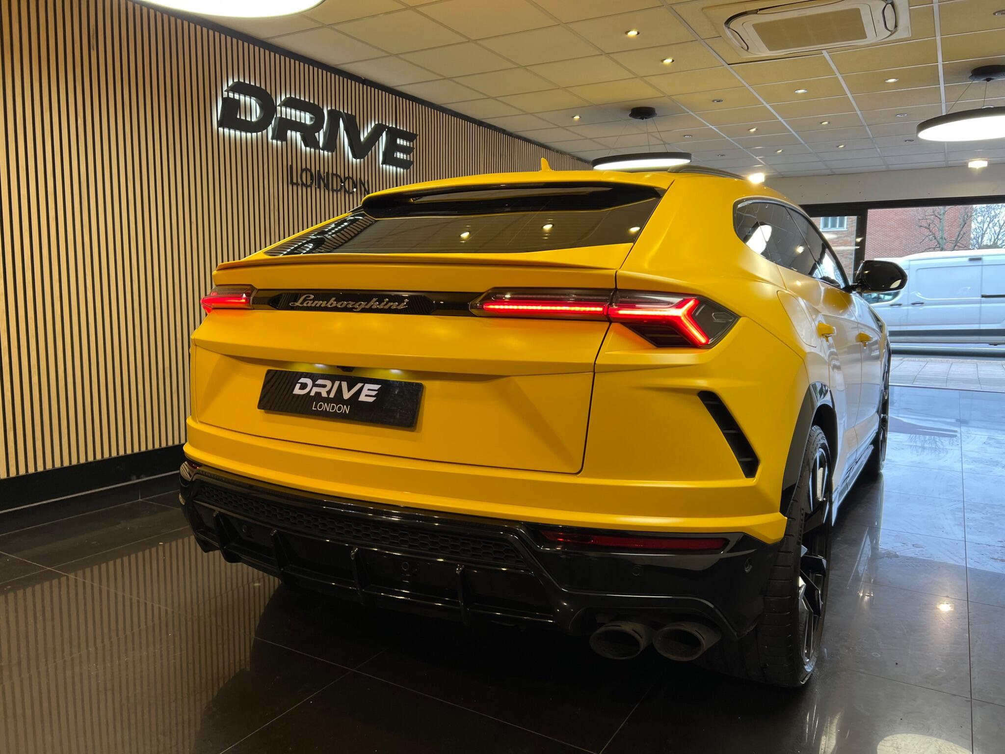 Lamborghini Urus